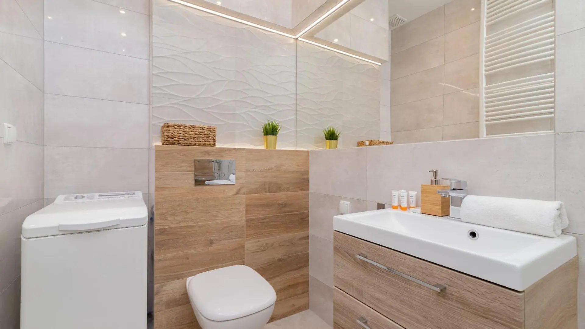 The Opera Apartment Grzegorzki Arianska 4 By Noclegi Renters Krakow 0*,